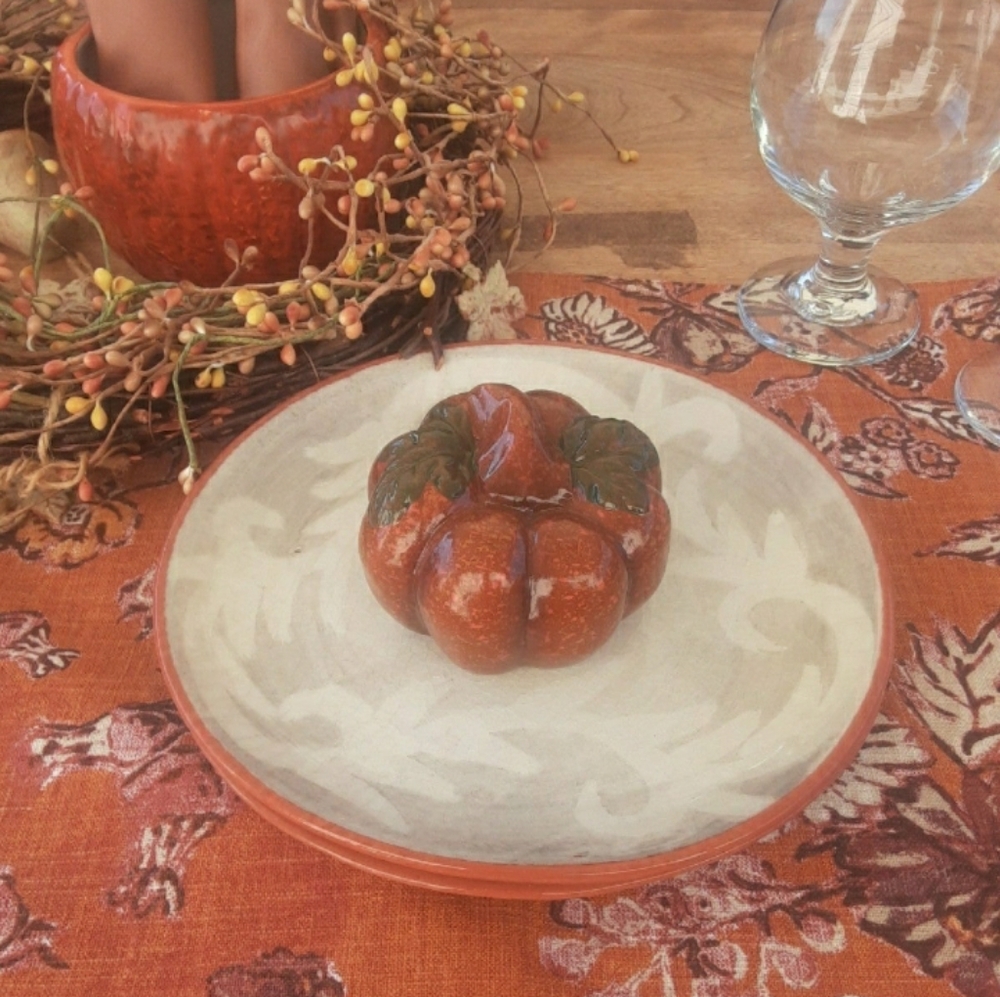 Set of 2 Crate & Barrel Tappas Plates & 2 Threshold (Target) Autumn Place Mats